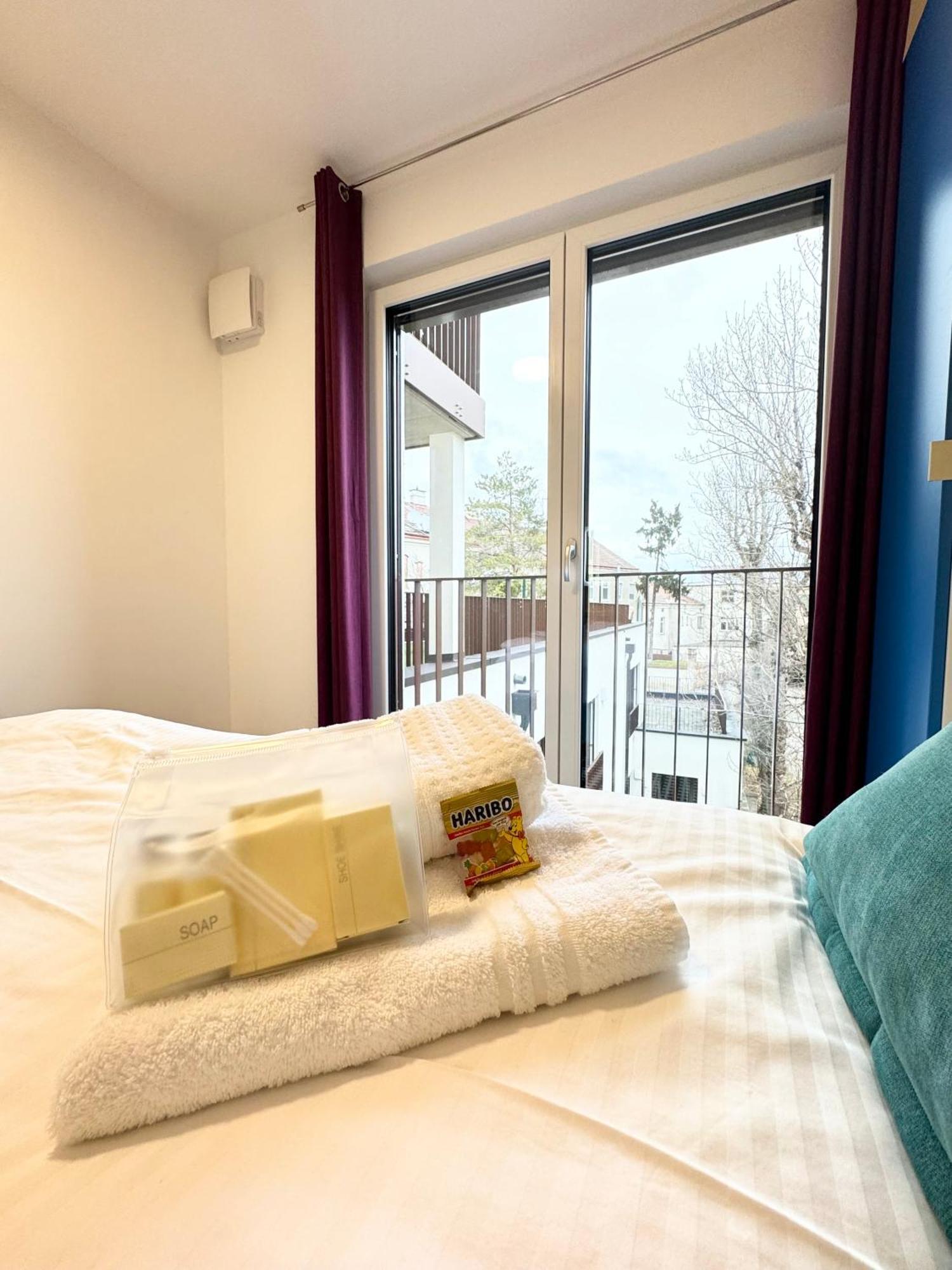 Wohnung Mit Terrasse + Parkplatz Viena Exterior foto